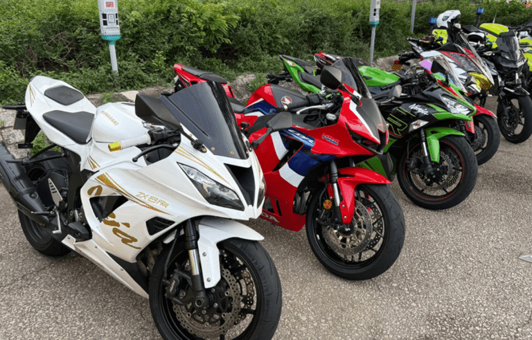 警方夜間巡查大埔道 拘查多部電單車與私家車涉非法改裝